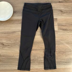 Lululemon crop